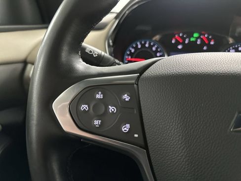 Used 2023 Chevrolet Traverse LT w/ LT Premium Package AWD/4WD image 54