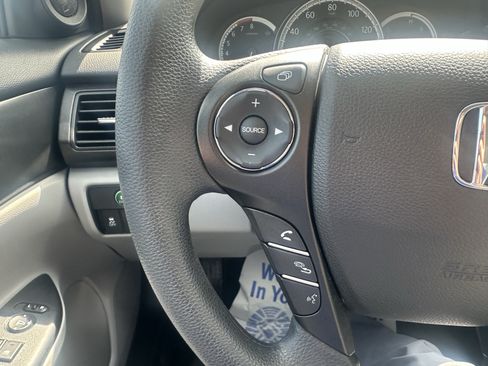 Used 2014 Honda Accord EX image 25