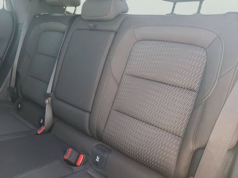 New 2026 Chevrolet Equinox LT image 12