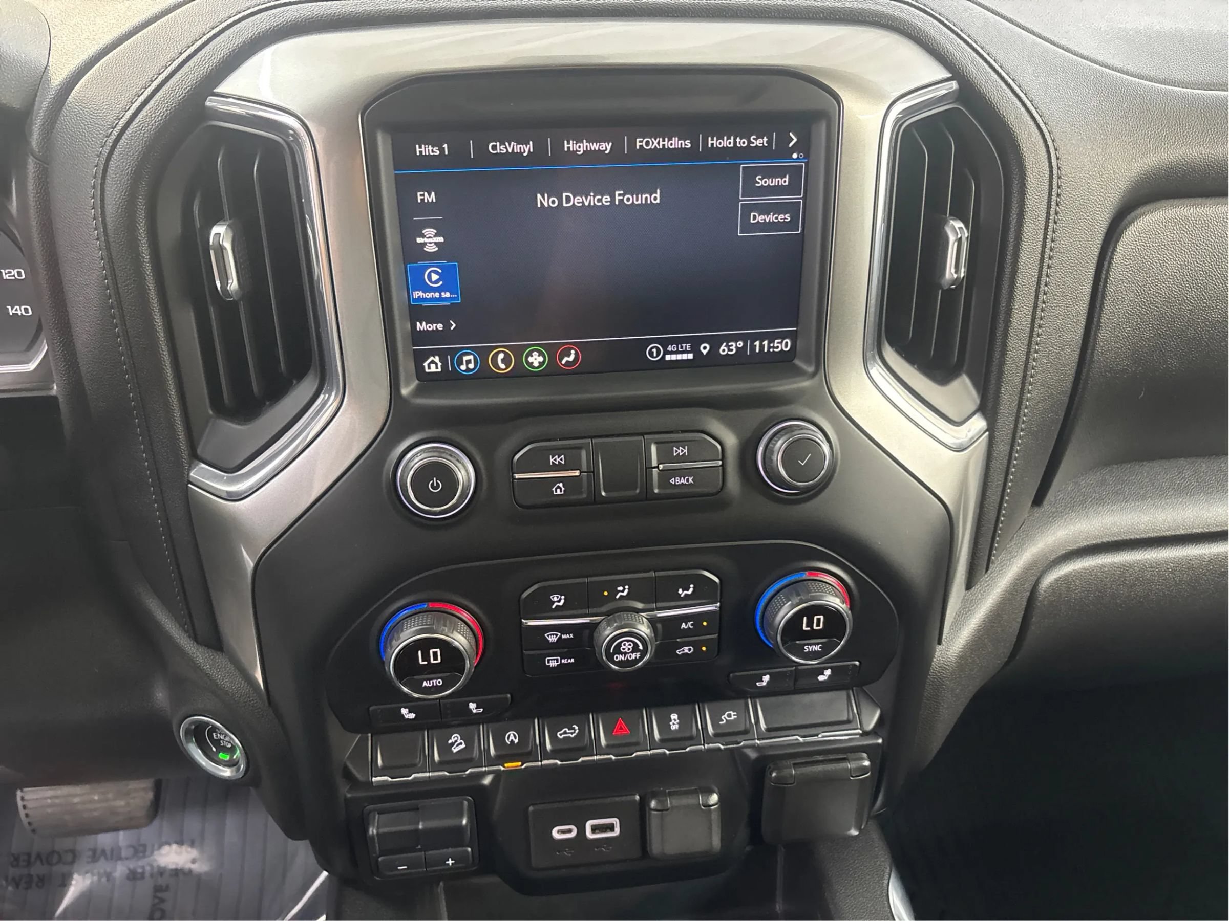 Used 2021 Chevrolet Silverado 1500 RST AWD/4WD image 17