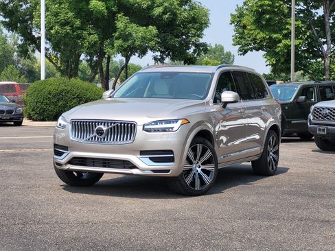 Certified 2024 Volvo XC90 T8 Plus w/ Protection Package AWD/4WD image 2
