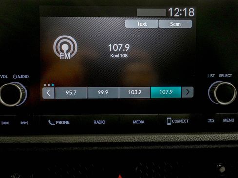 Certified 2023 Honda CR-V EX image 23