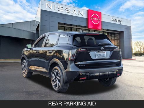 Certified 2025 Nissan Kicks SV image 7