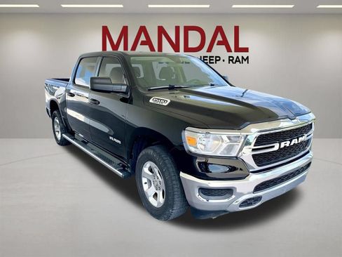 Used 2019 RAM 1500 Tradesman RWD image 3