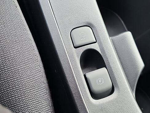 Used 2025 Toyota Corolla LE image 25