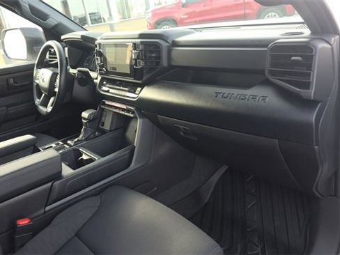 Used 2025 Toyota Tundra SR image 28