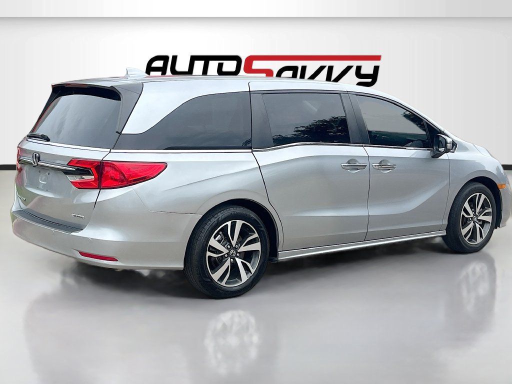 Used 2023 Honda Odyssey Touring image 7