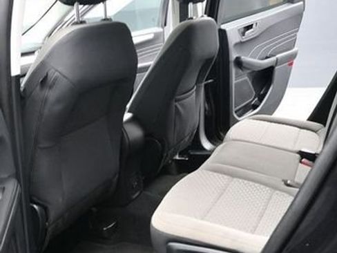 Used 2022 Ford Escape SE FWD image 14