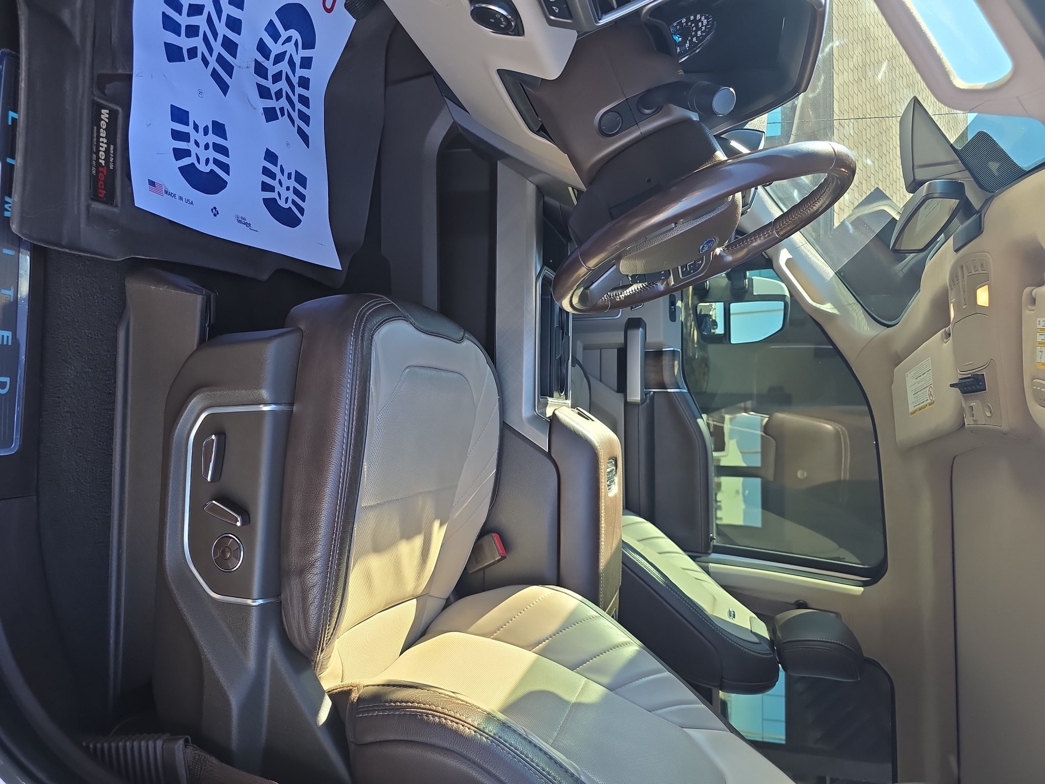 Used 2019 Ford F250 Limited w/ FX4 Off-Road Package AWD/4WD image 9