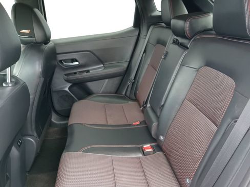 Used 2025 Nissan Kicks SR w/ SR Premium Package FWD image 22