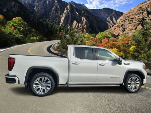 Used 2020 GMC Sierra 1500 Denali w/ Denali Ultimate Package image 2