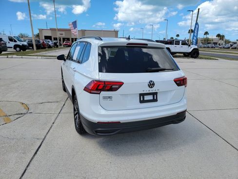 Used 2024 Volkswagen Tiguan S image 5