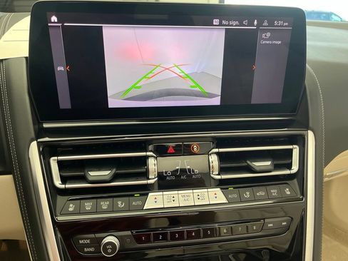 Used 2024 BMW M850i xDrive Convertible AWD/4WD image 10