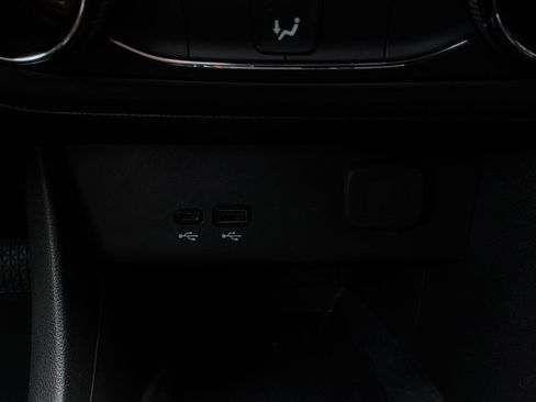 Used 2025 Buick Encore GX Preferred FWD image 24