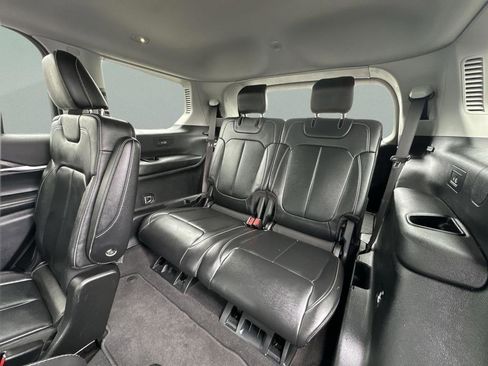 Used 2021 Jeep Grand Cherokee L Limited RWD image 21