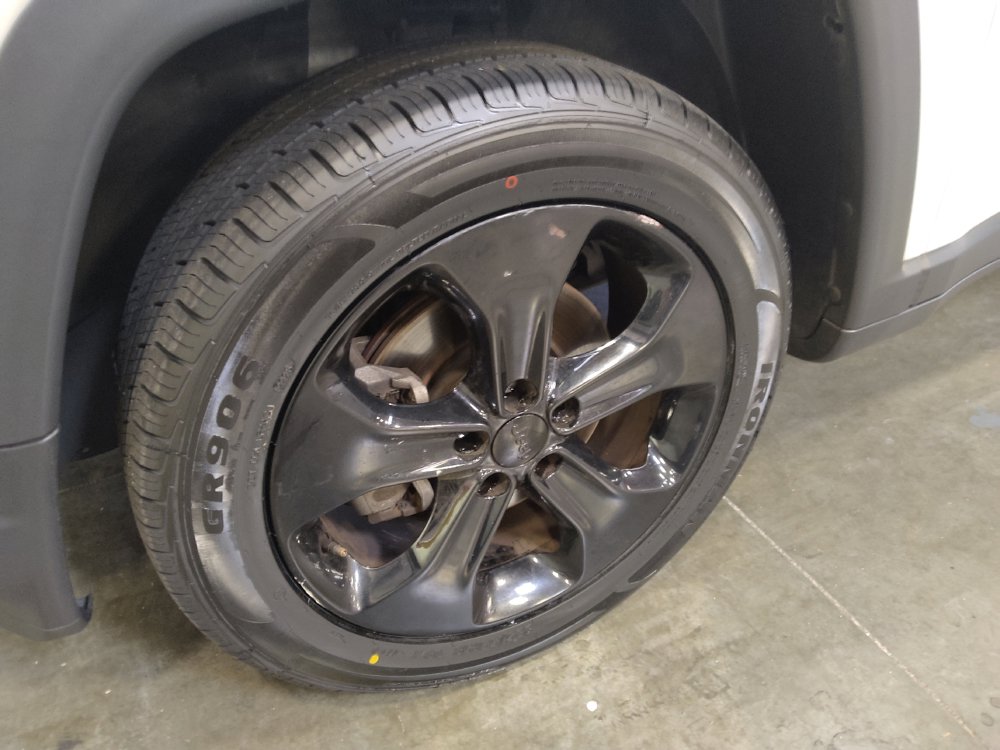 Used 2018 Jeep Compass Latitude w/ Popular Equipment Group AWD/4WD image 31