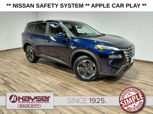 Used 2025 Nissan Rogue SV AWD/4WD image 1