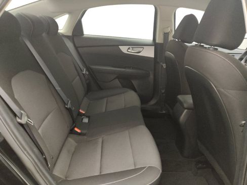 Used 2024 Kia Forte LXS w/ LXS Technology Package FWD image 19