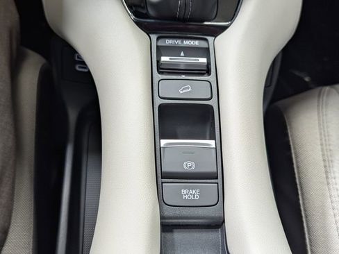 New 2026 Honda HR-V LX image 26