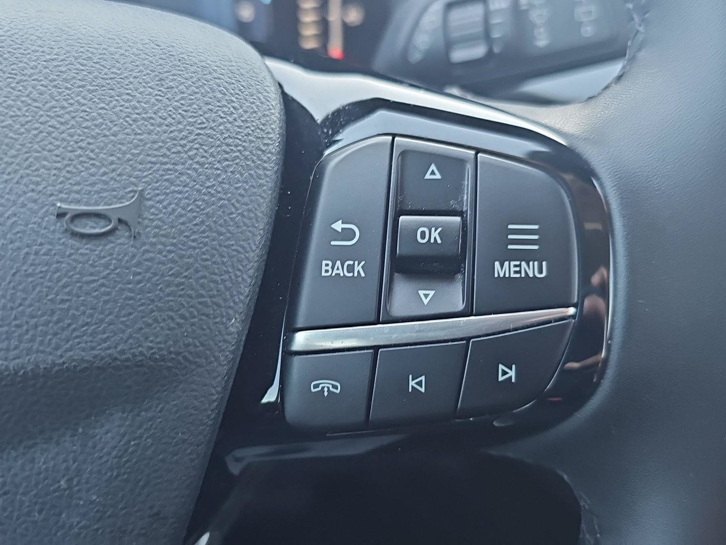 Used 2023 Ford Escape Active w/ Cold Weather Package FWD image 18