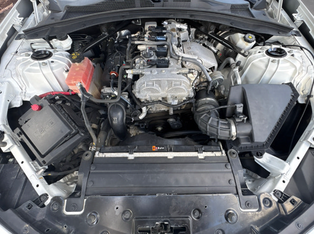 Used 2021 Chevrolet Camaro LS RWD image 9
