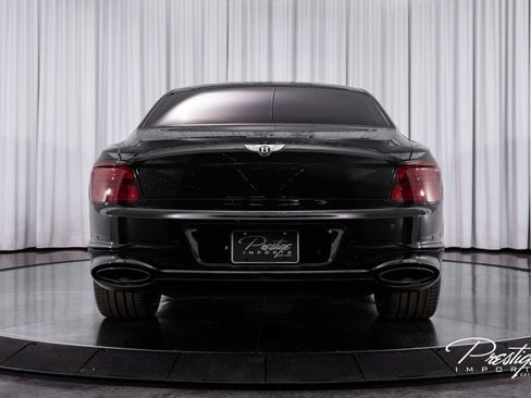 Used 2023 Bentley Flying Spur W12 image 13