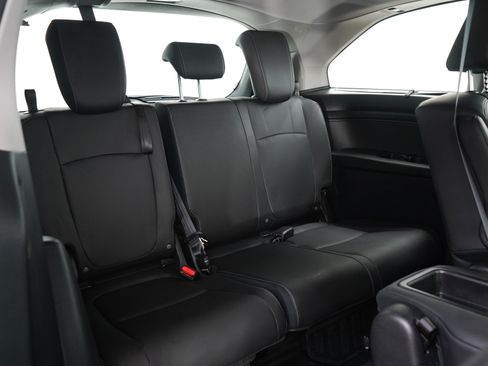 Used 2023 Honda Odyssey Touring image 13