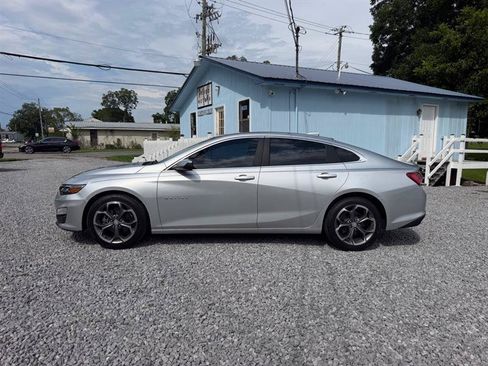 Used 2020 Chevrolet Malibu LT FWD image 3