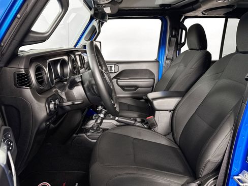 Used 2023 Jeep Wrangler Unlimited w/ Cold Weather Group image 19