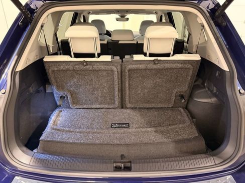 Used 2022 Volkswagen Tiguan SE image 10