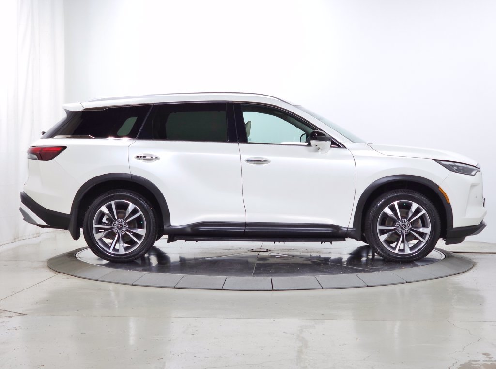 Used 2022 INFINITI QX60 Luxe w/ Performance Audio Package AWD/4WD image 10