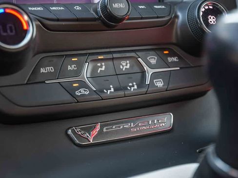 Used 2017 Chevrolet Corvette Stingray Coupe w/ Carbon Flash Badge Package RWD image 24