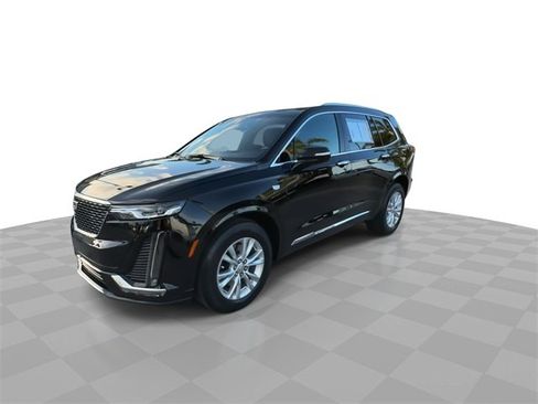 Certified 2023 Cadillac XT6 Luxury image 6