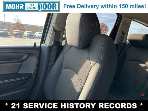 Used 2016 Chevrolet Traverse LT w/ Style and Technology Package image 25