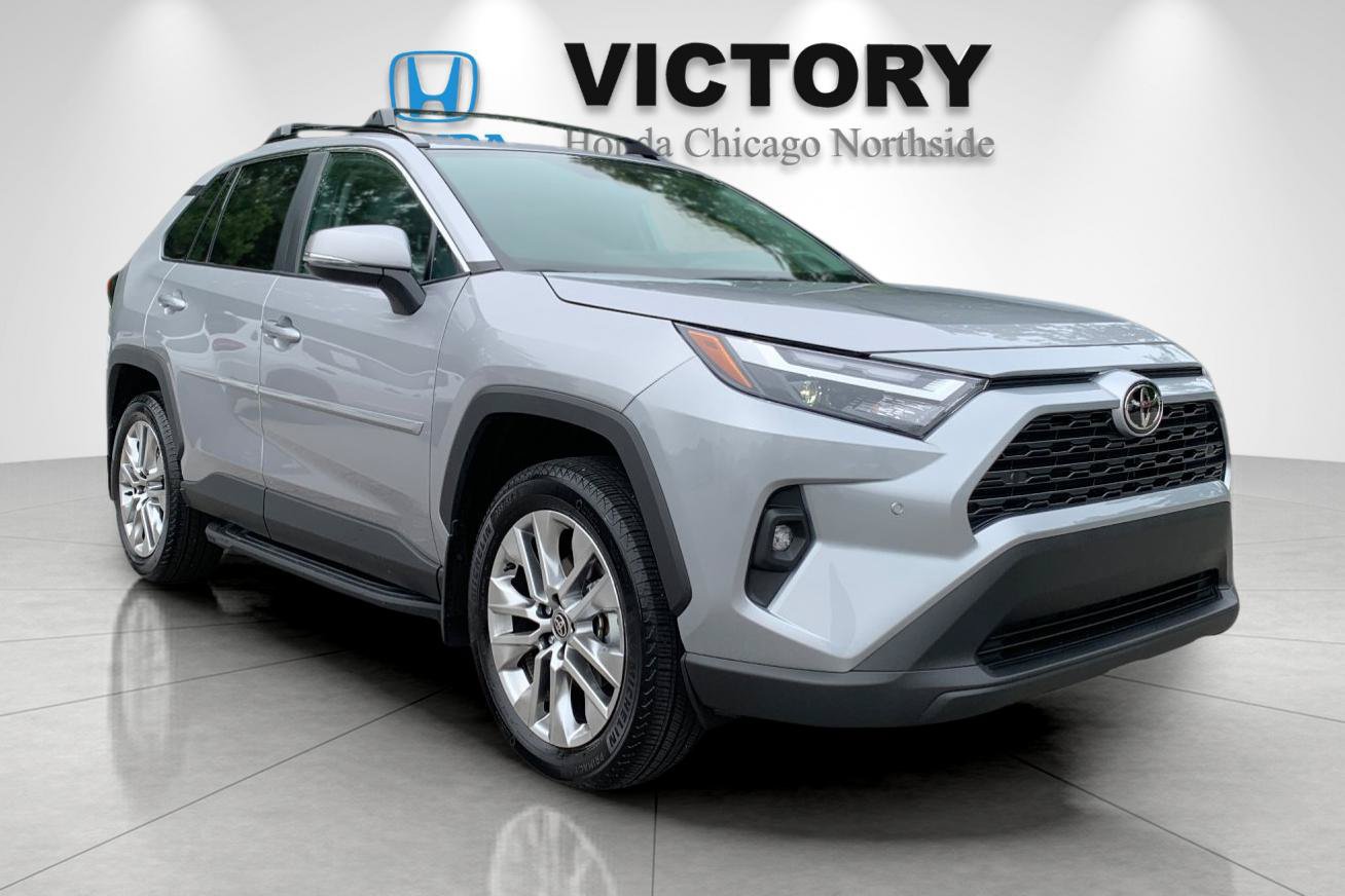 Used 2025 Toyota RAV4 XLE Premium w/ Weather Package AWD/4WD image 7