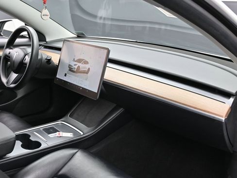 Used 2022 Tesla Model 3 Long Range image 38