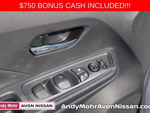 New 2025 Nissan Versa SV w/ Trunk Package image 10