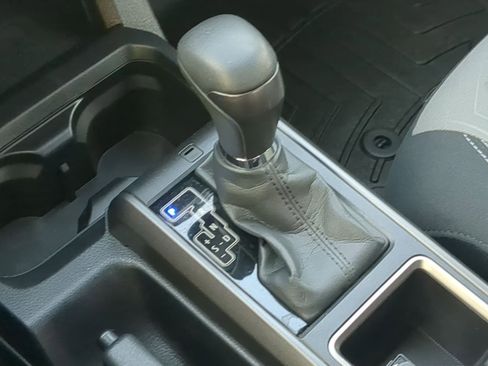 Used 2023 Toyota Tacoma TRD Sport image 32