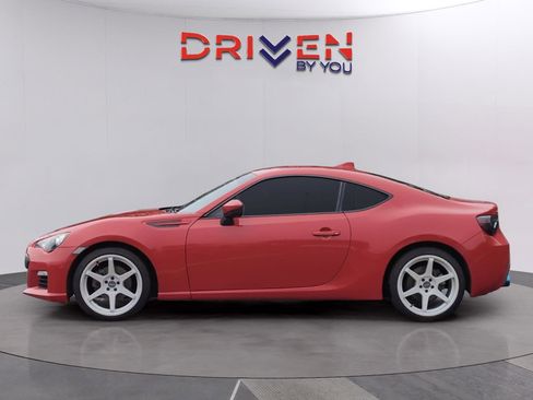 Used 2016 Subaru BRZ Premium RWD image 2