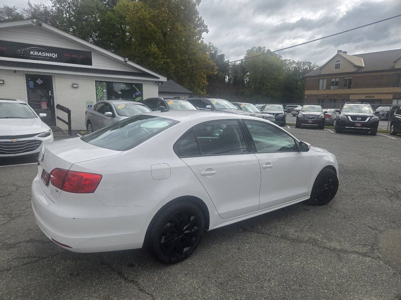 Used 2014 Volkswagen Jetta SE FWD image 10