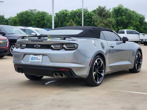 Used 2023 Chevrolet Camaro LT RWD image 7
