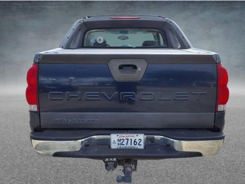Used 2005 Chevrolet Avalanche LS w/ Onstar Plus Package RWD image 6