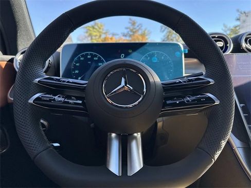New 2026 Mercedes-Benz GLC 300 4MATIC image 15