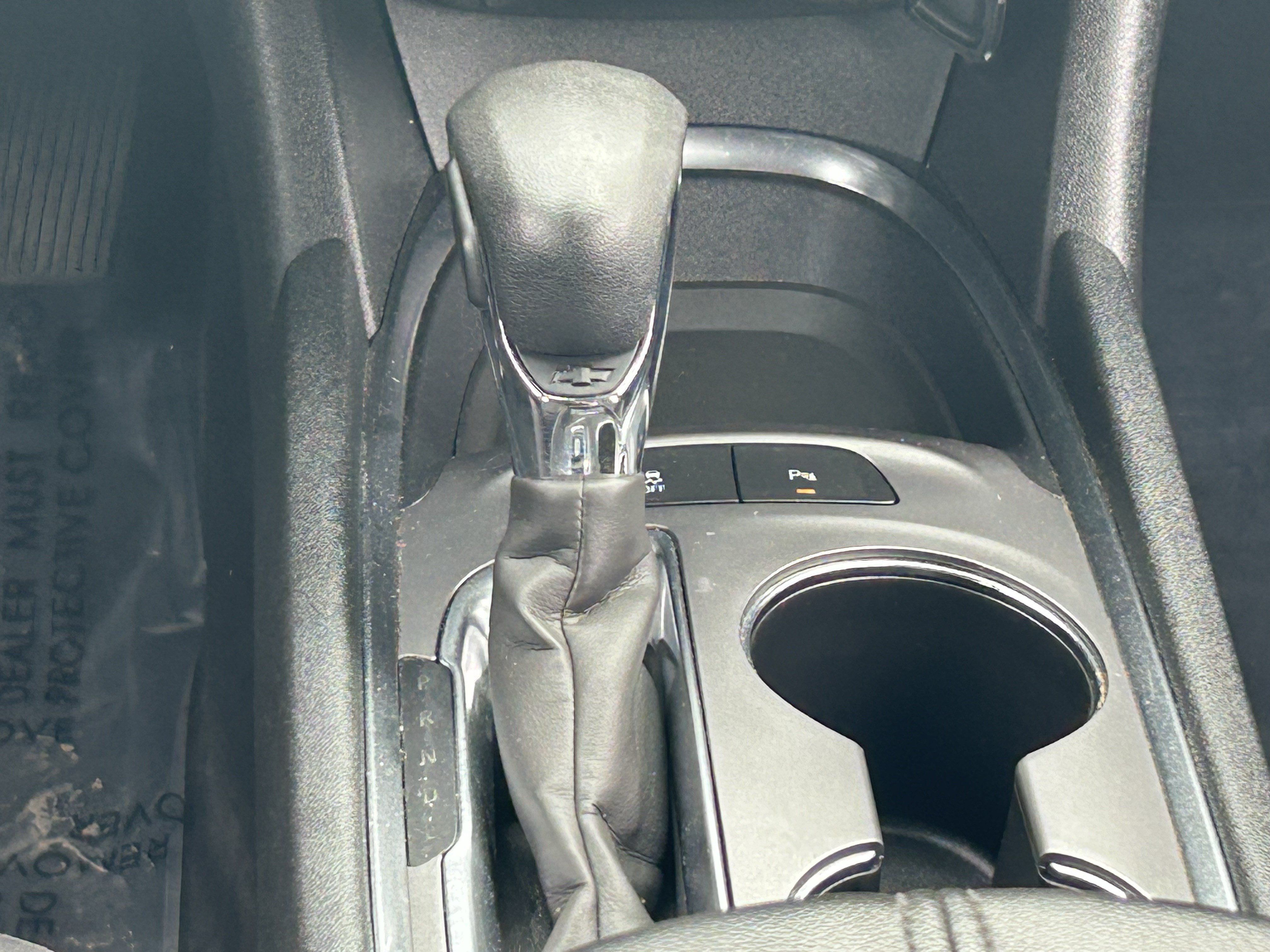 Used 2024 Chevrolet Malibu LT FWD image 21