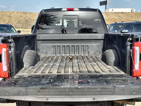 Certified 2024 Ford F350 Platinum w/ FX4 Off-Road Package AWD/4WD image 23