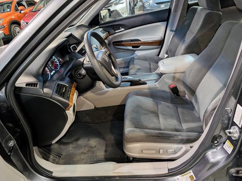 Used 2011 Honda Accord EX image 13