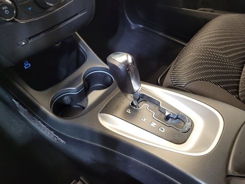 Used 2017 Dodge Journey SE FWD image 26