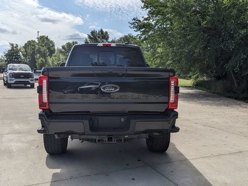 Used 2023 Ford F250 XLT w/ Black Appearance Package AWD/4WD image 4