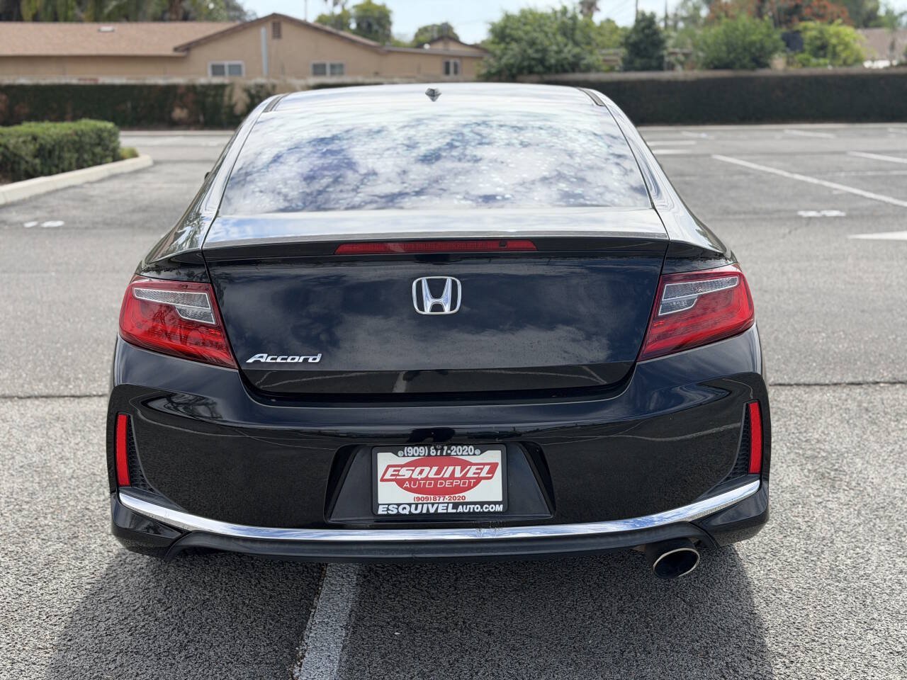 Used 2016 Honda Accord EX image 4