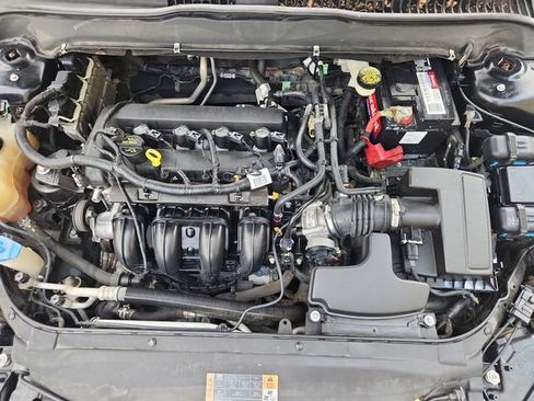 Used 2014 Ford Fusion SE FWD image 26